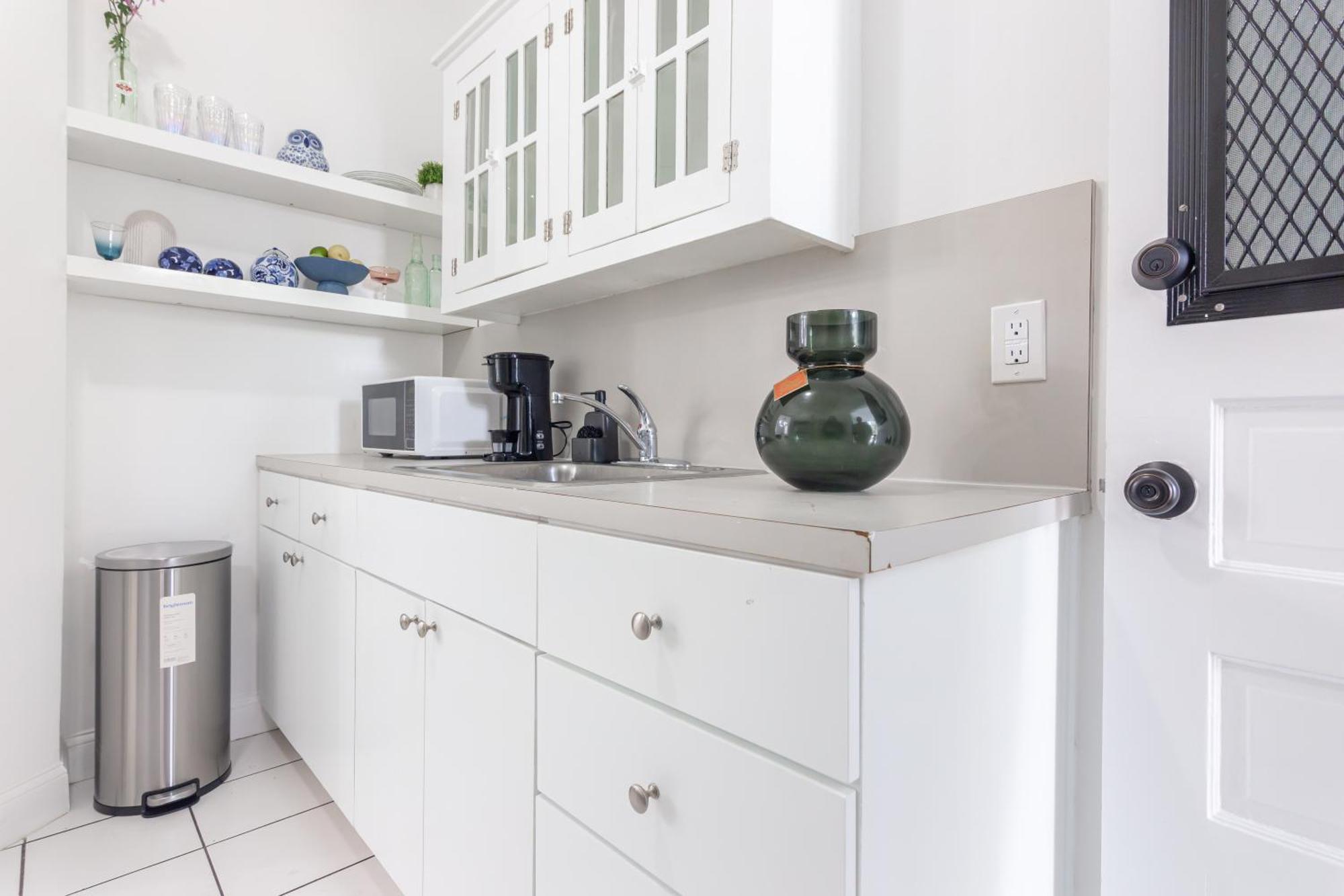 Apartamento 2-bdrm -heart Wynwood & Edgewater- Private Parking *